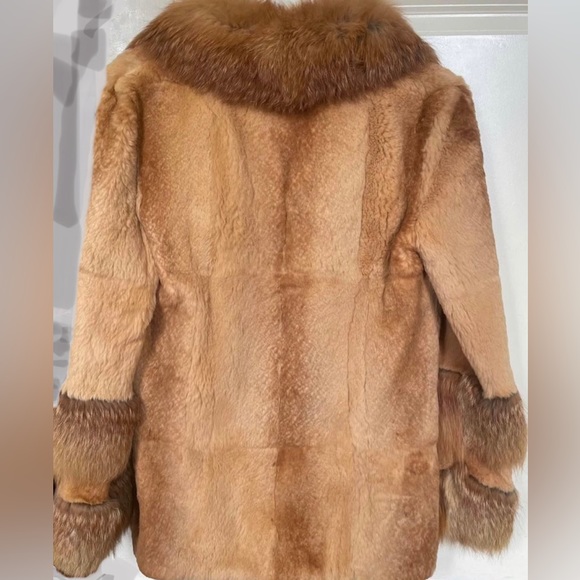 Arte 100% Genuine Real Fox Fur Coat from Korea - Picture 2 of 6